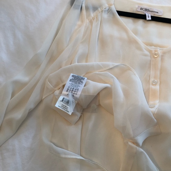 Blouse - Picture 3 of 4